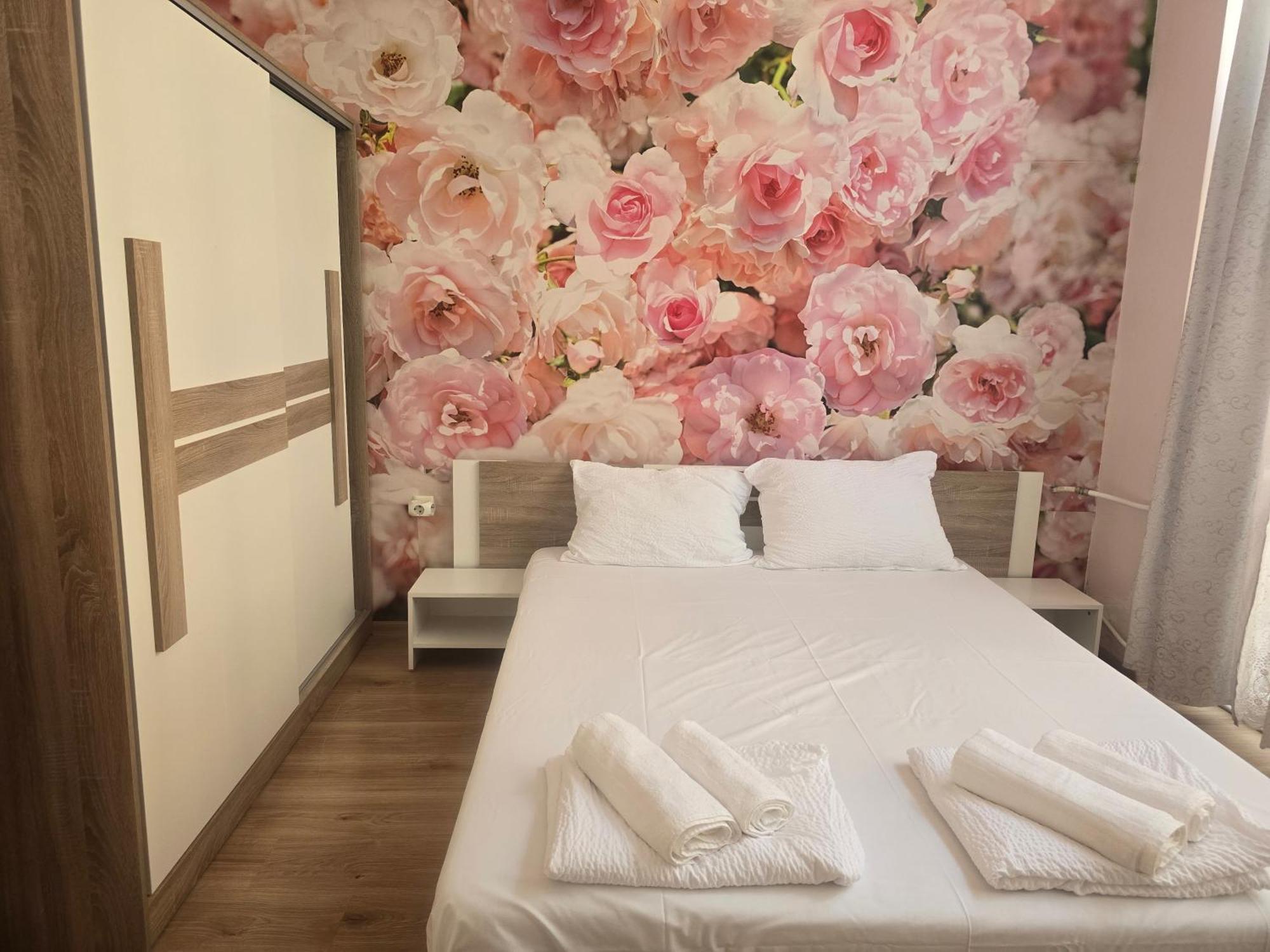 Roses Apartment *