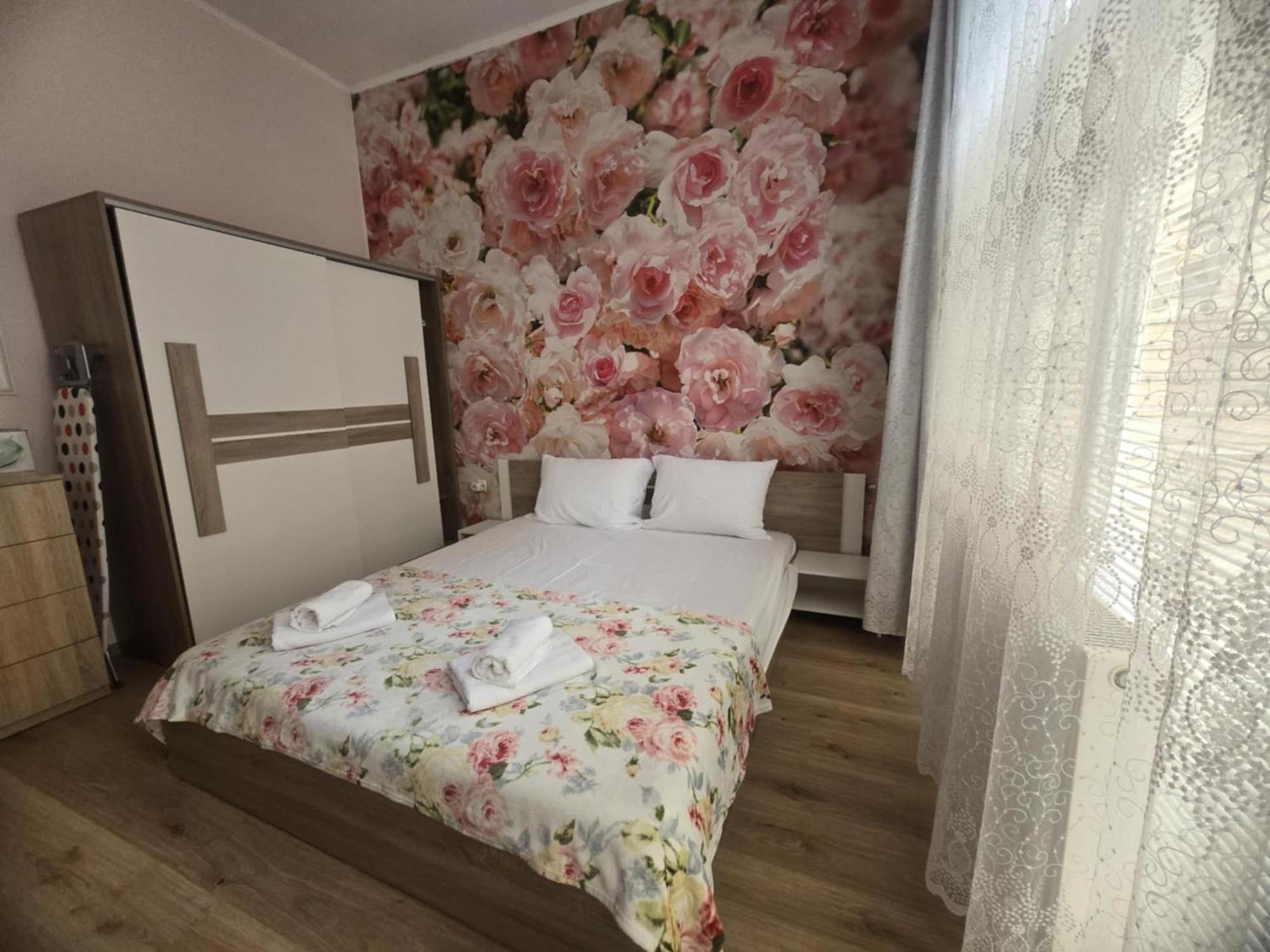 Roses Apartment *